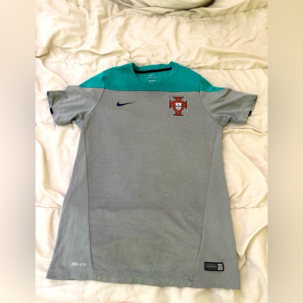 Nike Portugal soccer training jersey size medium
